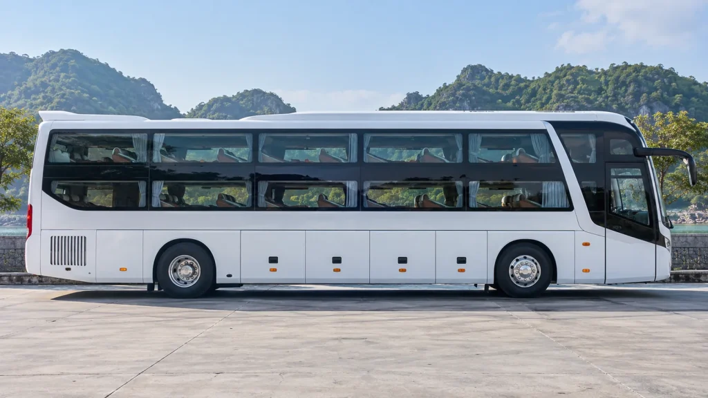 Taxi Cửa Lò đi Vinh bằng xe 4 chỗ nhìn từ góc bên
